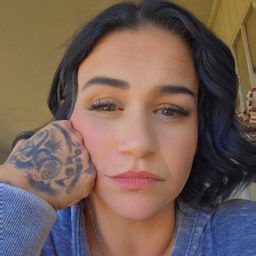 dena_larae