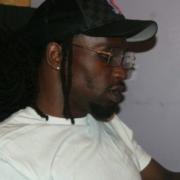 Twyzzy5321