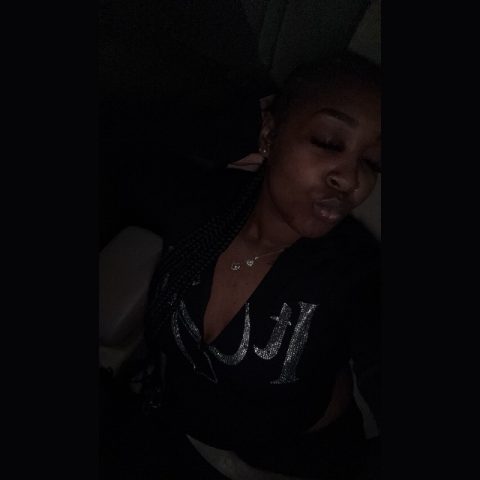 necole27